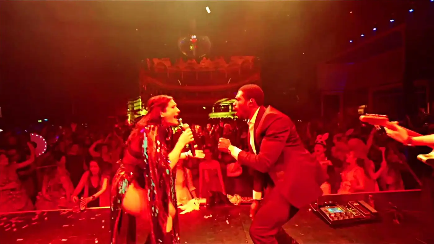 Liveband MAXiN live: Opernhaus, Zürich (Video)